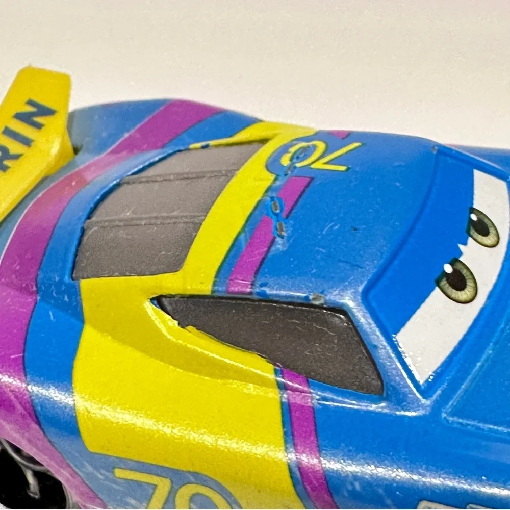 Disney Cars 3 Richie Gunzit Fireball Beach Next Gen Racer #70 Gasprin